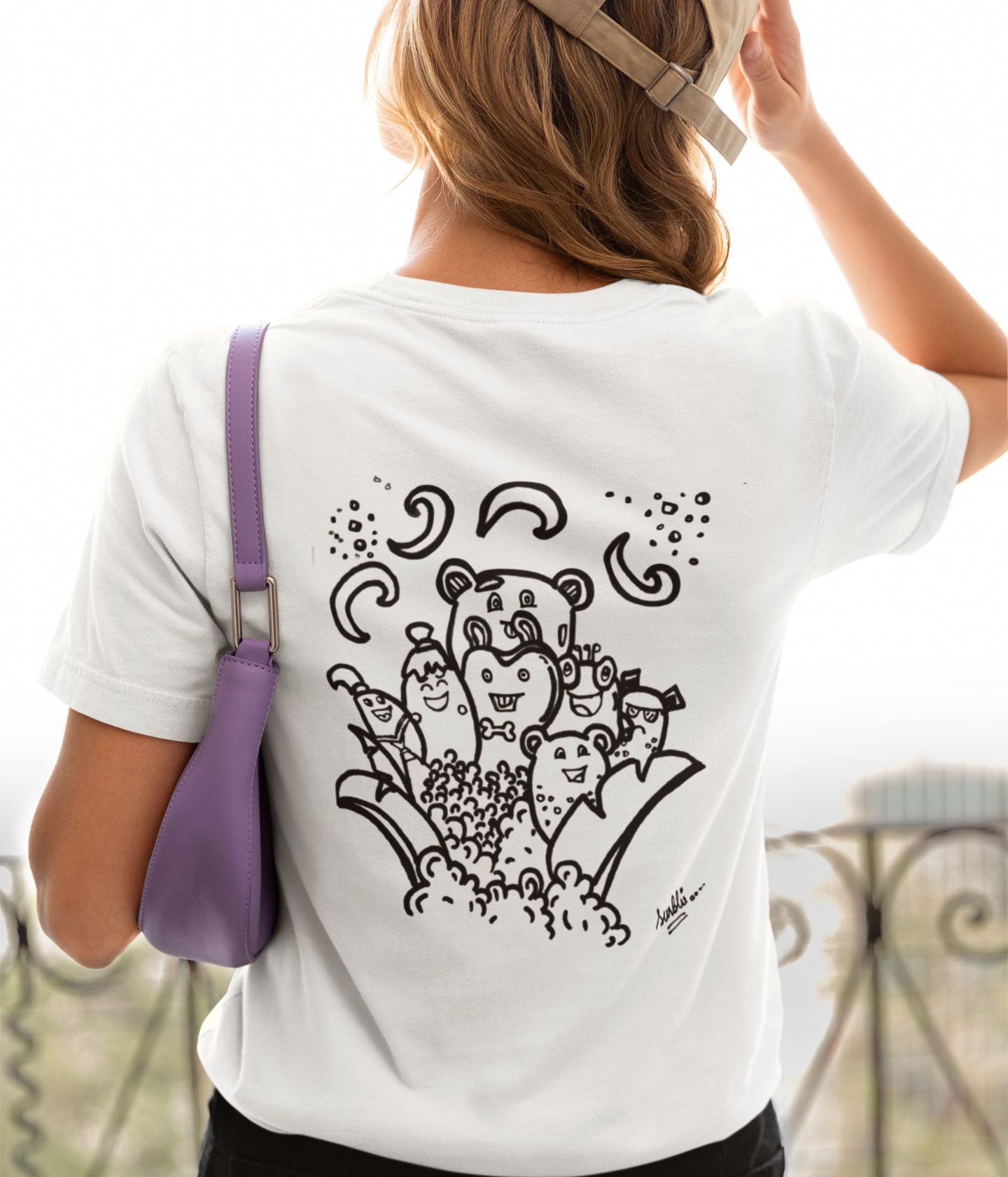 Cute Faces Doodle - Unisex Classic T-Shirt - aiink