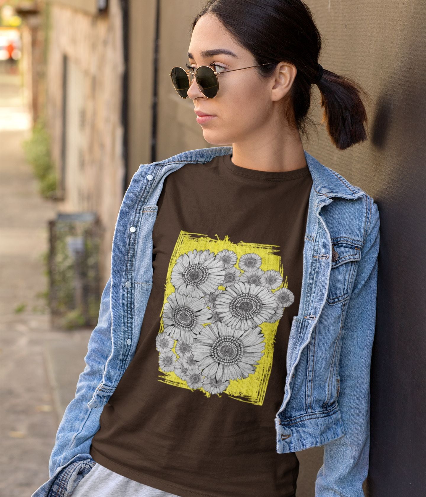 Sunflower Smiles - Unisex Classic T-Shirt - Dark - aiink