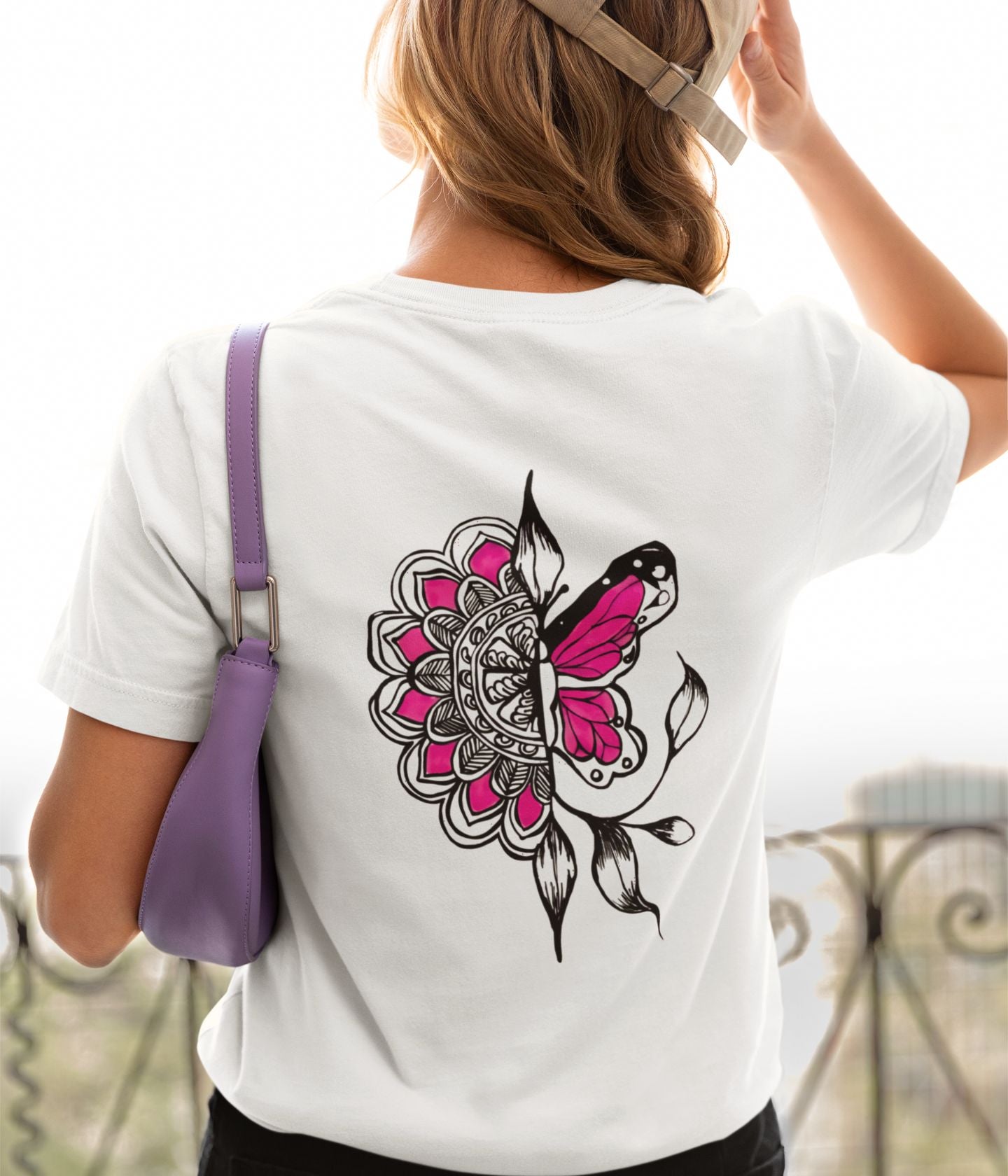 Butterfly Doodle - Unisex Classic T-Shirt