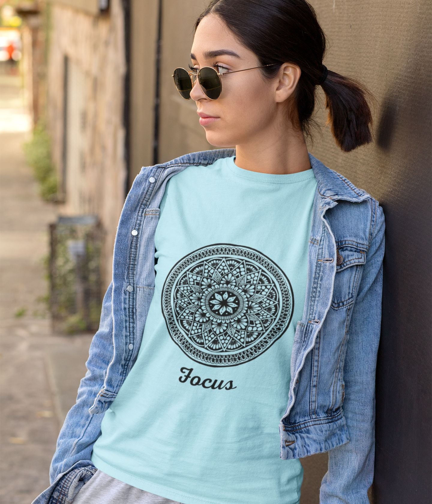 Focus - Unisex Classic T-Shirt - aiink