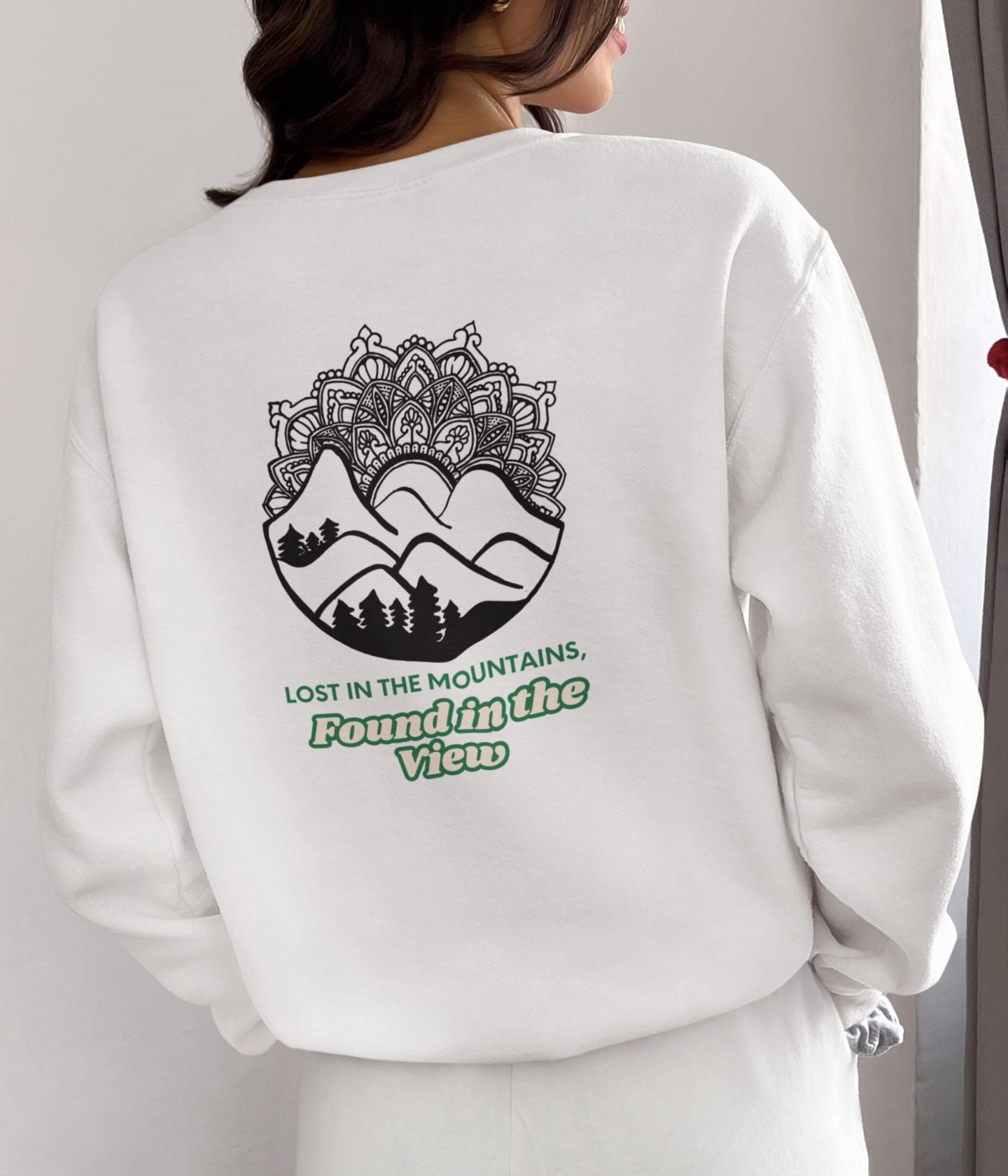 Lost In The Mountains - Unisex Sweatshirt Ai Ink™